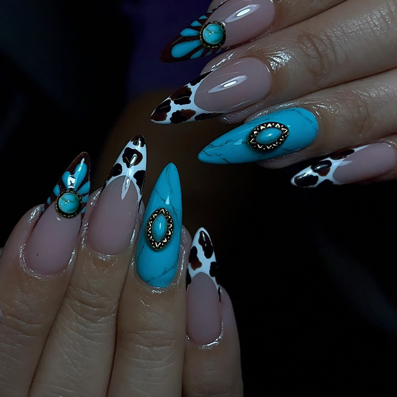 Almond-shaped press-on nails with ink stripe and cow pattern, French edge, turquoise accessories, detachable fake nails Almond-shaped press-on nails with ink stripe and cow pattern, French edge, turquoise accessories, detachable fake nails