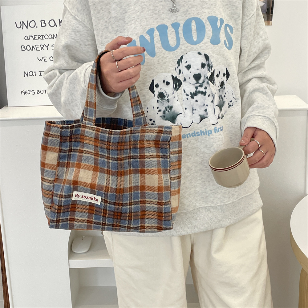 311021 Simple ins retro style woolen multi-color handbag for women, 2023 new checkered autumn and winter women's bag undefined