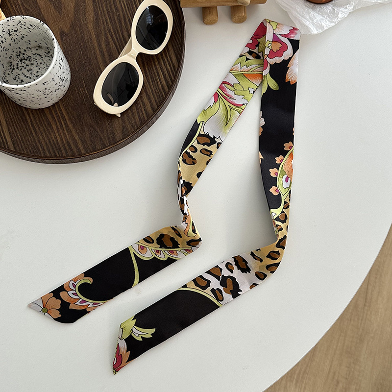 Pañuelo de seda, tira larga, sentido de alta gama, nuevo pañuelo de seda de imitación, pañuelo en la cabeza, cinturón para el cabello, bolso para el cabello atado, cinturón decorativo con serpentina