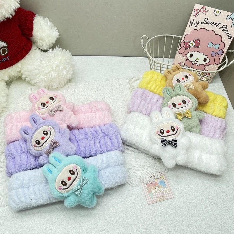 新商品のかわいい布のぬいぐるみのlabubuの醜い人形のぬいぐるみの髪は顔を洗って変な髪を束ねます。|undefined