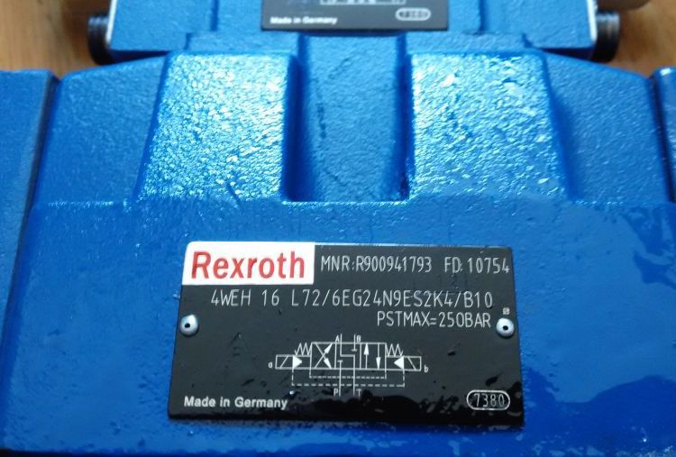 力士乐比例阀 4WRZE25W6-325-7X/6EG24N9ETK31/F1M