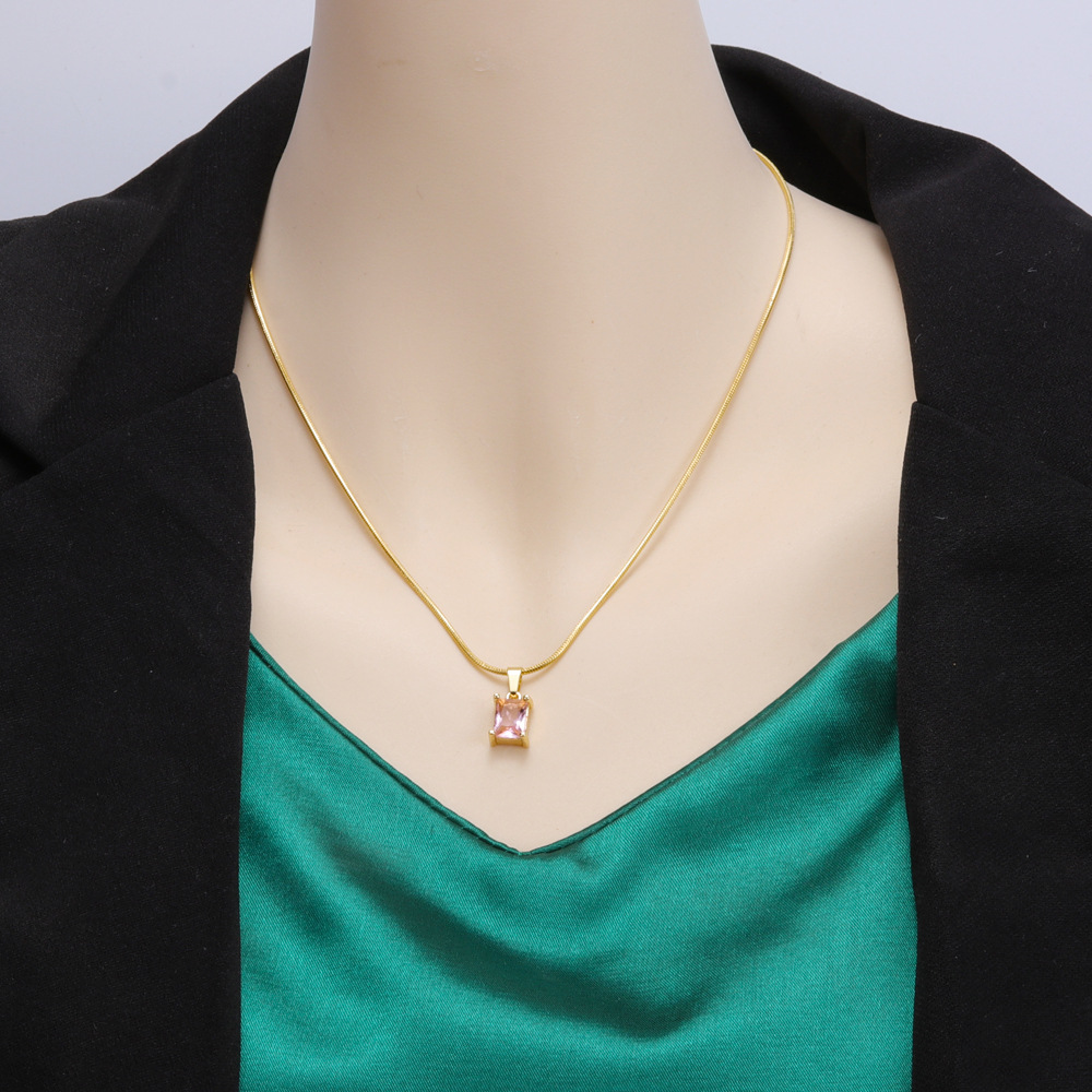 Simple Style Geometric Stainless Steel Inlay Zircon Pendant Necklace display picture 7