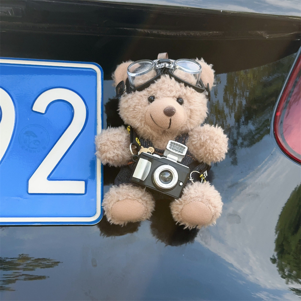 Personalidad encantadora del oso en línea decoración de la cola del automóvil adornos muñecas de peluche fuera del automóvil suministros de automóvil estables