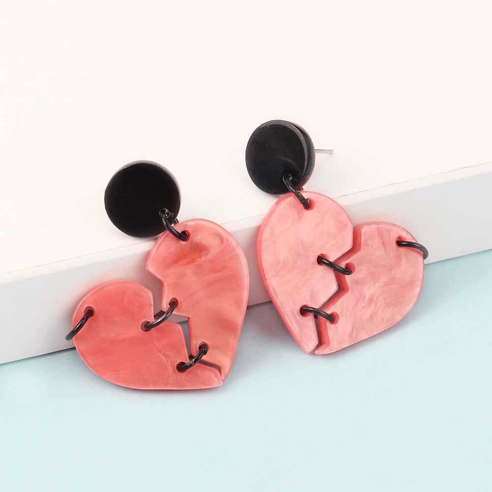 1 Pair Fashion Heart Shape Arylic Drop Earrings display picture 2