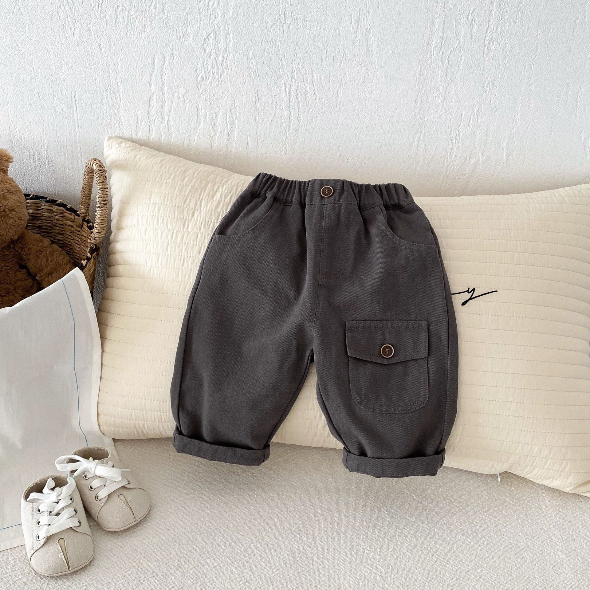 예약 판매: 그레이 (또는 회색)