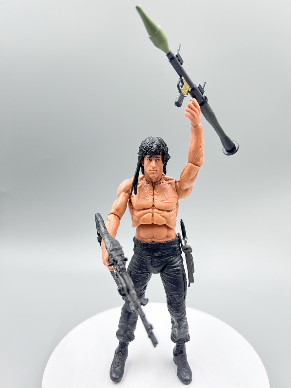 NECA 电影 第一滴血 兰博 第3代 赤膞版 史泰龙7寸可动模型-阿里巴巴