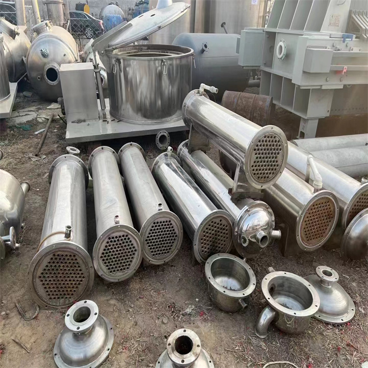 二手不锈钢列管冷凝器 60平方高压钛材换热器 9层新 运行稳定盛源