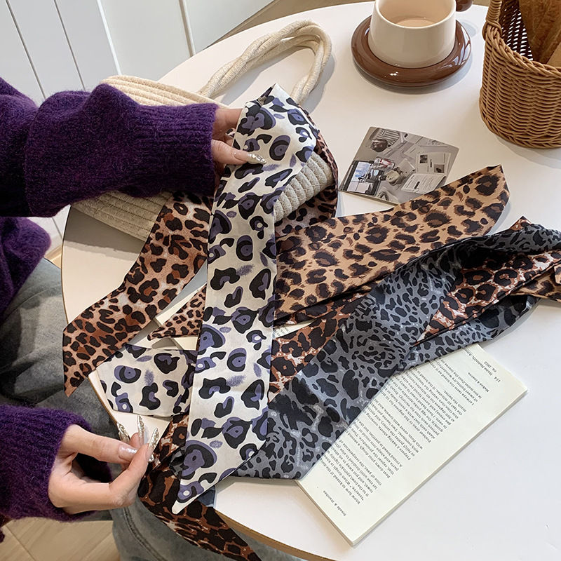 Bufandas de seda para mujeres nuevo estilo americano retro estampado leopardo correa de cuello de mil pañuelos delgada bufandas de seda cinturón bufandas decorativas