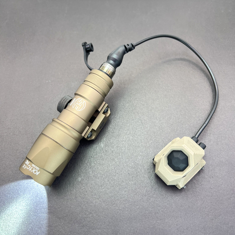 Iluminación al aire libre M300A / M600C linterna táctica AXON-SL de doble función de control de cable de cola de ratón interruptor UN