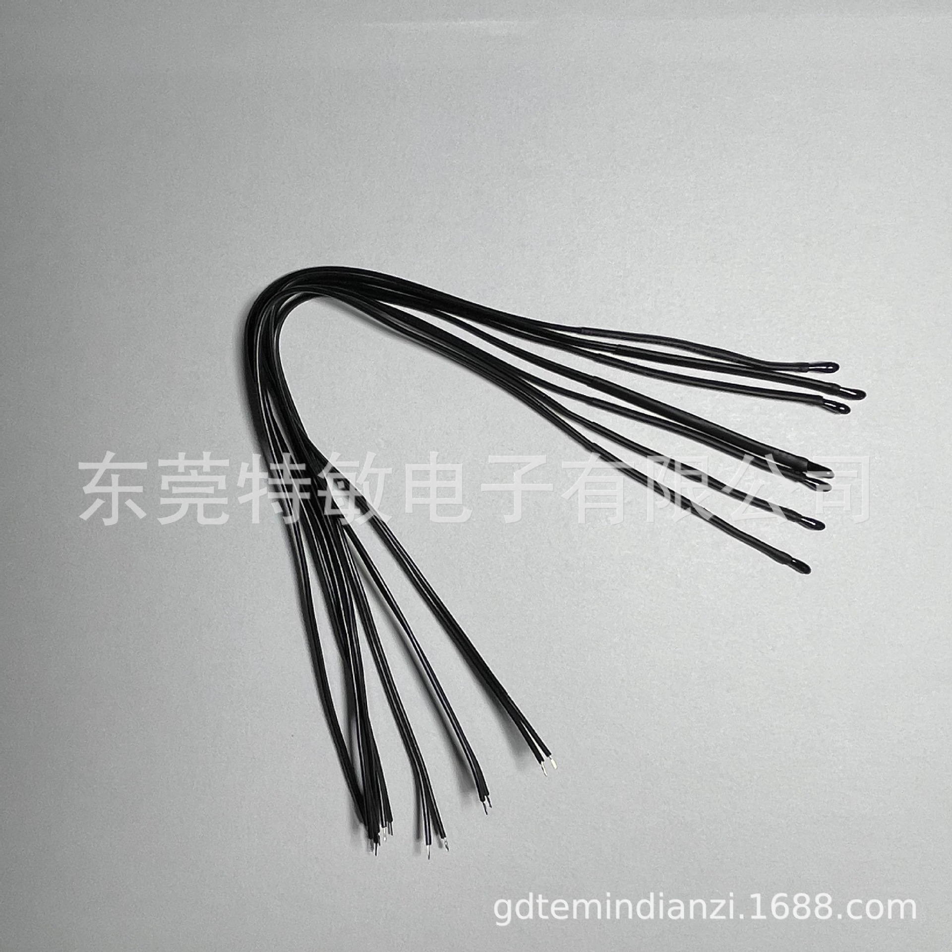 厂家大批量生产20MM 30MM 35MMNTC 小皮线黑头点滴热敏电阻传感器