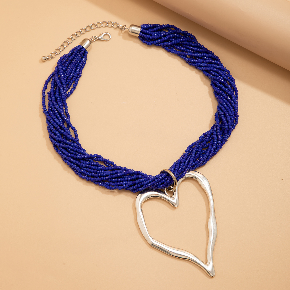 Exaggerated Heart Shape Alloy Beaded Women's Pendant Necklace display picture 8