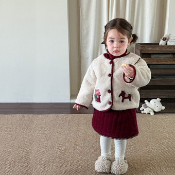 蔗梨童装女童冬装2025洋气加绒羊羔毛儿童衣服女宝宝超好看小套装