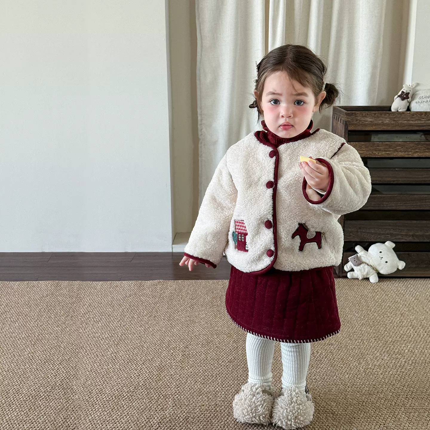 蔗梨童装女童冬装2025洋气加绒羊羔毛儿童衣服女宝宝超好看小套装