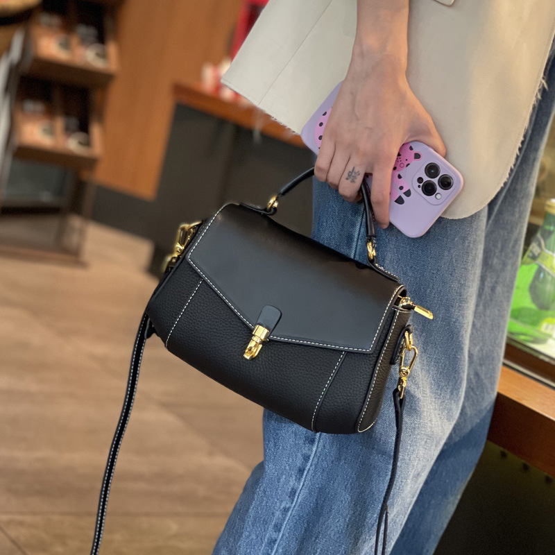 Cross-border Best-selling Women's Bag 2026 New Model, Elegant Versatile Cowhide Small Square Bag, Fashionable And_voghion.com