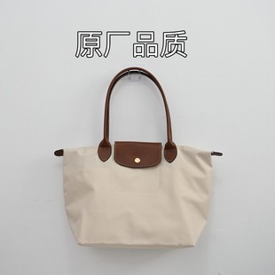 ���J���ذ���Ʒ�|һ��һ����Ů�����Æμ�����]���䷫��ُ���