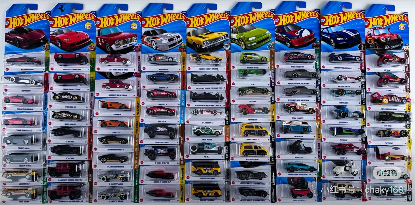Литой гоночный игрушечный автомобиль (Hot Wheels Ferrari), металлический 12 см, assorted 72 модели случайной смеси