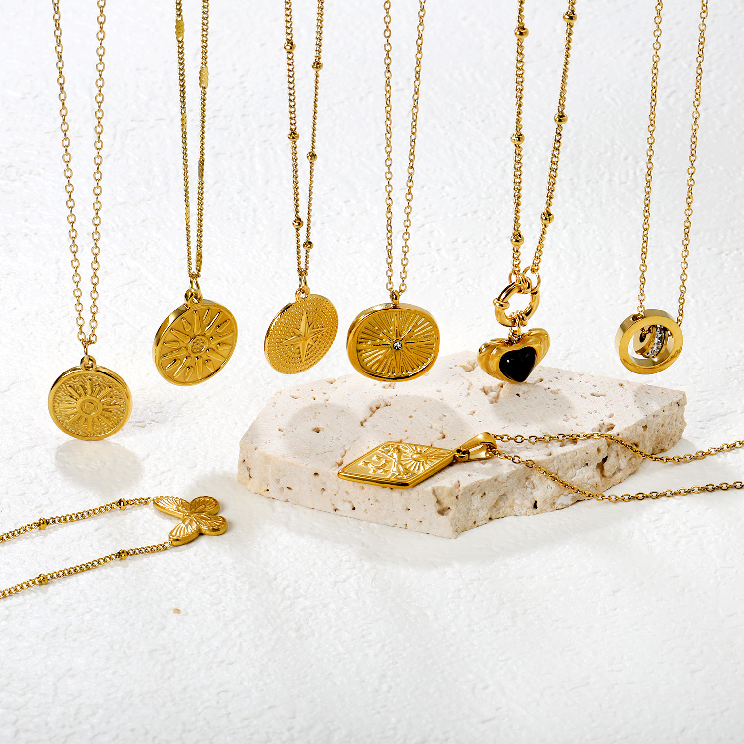 欧美新款ins小众时尚复古椭圆太阳锁骨链项链不锈钢百搭吊坠项链