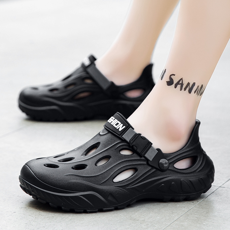 Pisar zapatos con agujeros de mierda, tendencia de verano para hombres, zapatillas de tacón exterior, suela gruesa, antideslizante, sandalias de playa al aire libre resistentes al desgaste