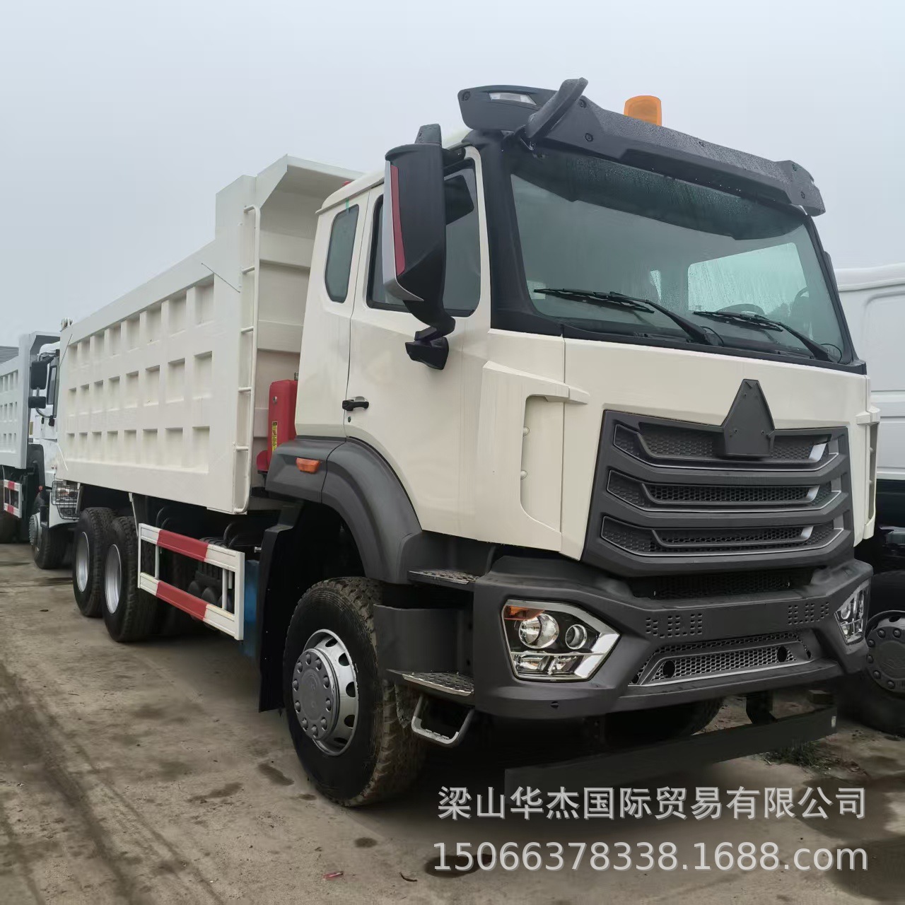 Cross-Border Export of Sinotruk Howonx Dump Truck 6X4 Dump Truck Howo371 Dump Truck