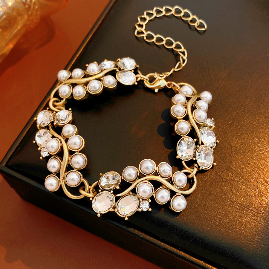 Medieval vintage diamantes empalmados collar de perlas oval ligero lujo nicho cadena clavícula temperamento conjunto de joyas image 8