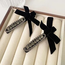 �p�ݏ͹Žz�q�����Y�l�AС���L��ɫˮ荸߼��Є����Aһ�֊A߅�AŮ