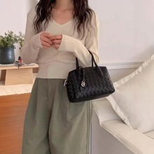 牛皮小众设计真皮包洋气百搭高级感通勤单肩斜挎手工编织纹女包