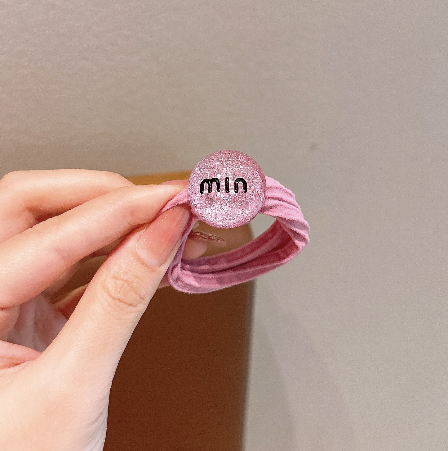 Círculo de cabello de letras para niños, cabello elástico de cabello alto, cuerda de bola brillante, cuerda de cabeza de bola, bebé no lastimará anillo de toalla de cabello