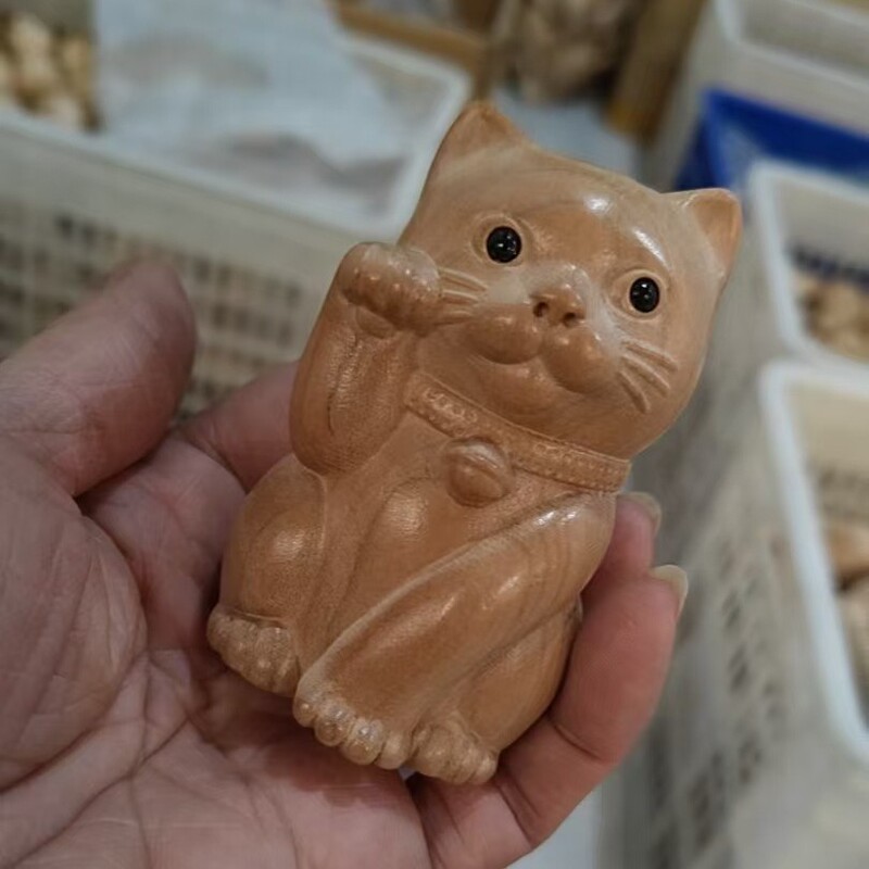 桃木彫刻十二生肖の手の工芸品は桃木の手の木の観光地区の観光工芸品を並べます。|undefined