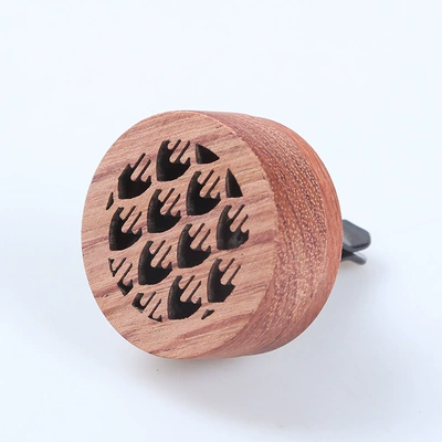 Solid wood car air: Car Perfume Aromatherapy - cymbal