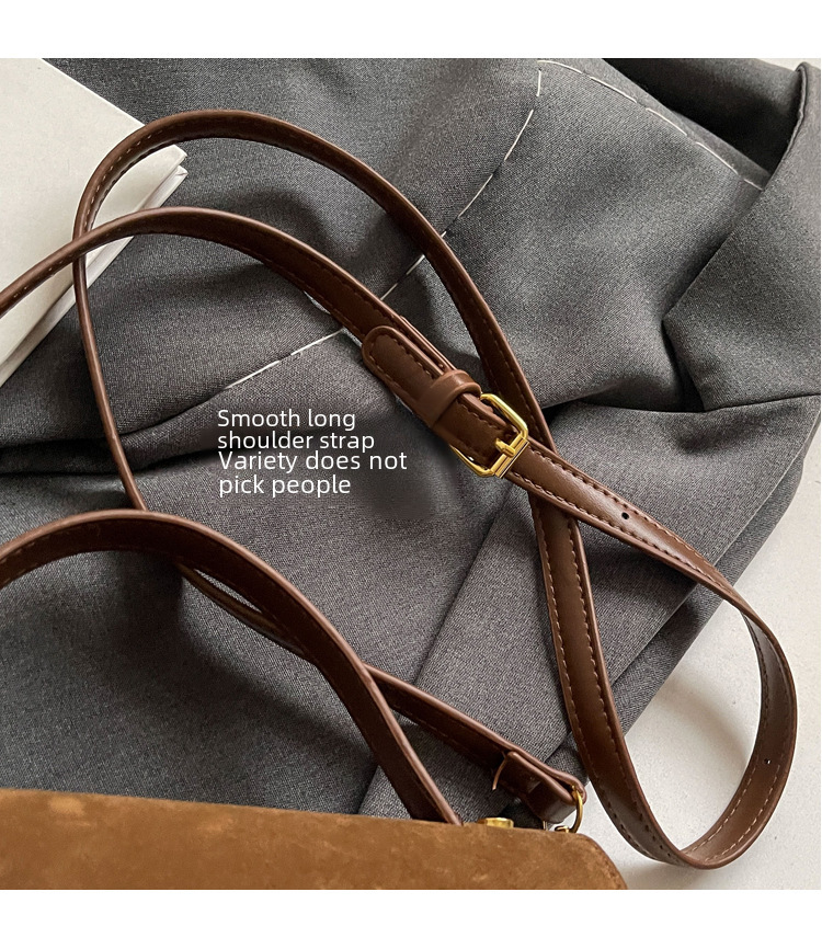 Crossbody Bag Image 3