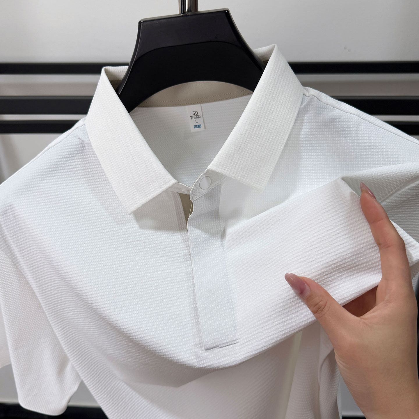 Concealed button placket ~ Ice silk short-sleeved T-shirt, men's business casual pleated polo shirt, men's shirt collar, solid color top, trendy