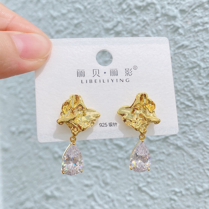 丽银/丽贝丽影复古金属耳环潮流耳饰女简约气质耳坠个性时尚潮款|undefined