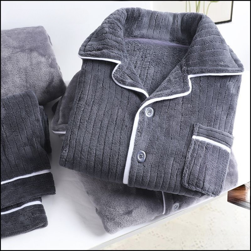 Transfronterizo hombre coral terciopelo pijama otoño y invierno grueso terciopelo cálido manga larga suelta franellas set de ropa para el hogar