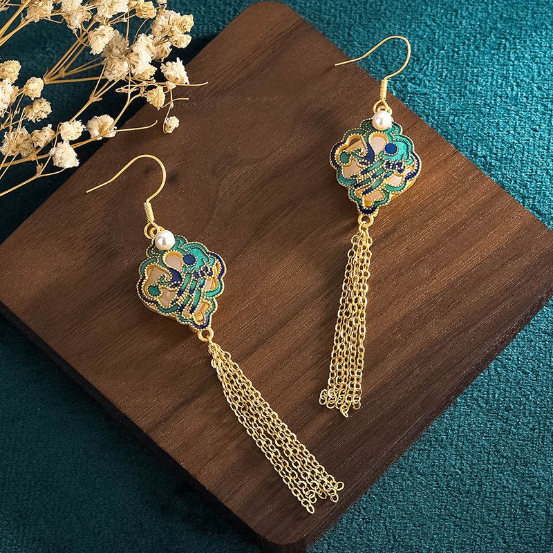 Xiaohongshu Recommends Chinese-Style Han Dynasty Cheongsam Palace Accessories Ruyi Safety Lock Imitation Hetian Jade Tassel Earrings