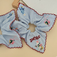 レトロなフランスのロマンチックな刺繍のヘアバンドの森系の花の海辺の文芸の少女感の四角形の布芸の髪飾り