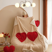 小清新爱心抱枕被加厚羊羔绒婴儿绒单双人午睡盖毛毯露营婚庆毯子