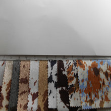 仿马毛印花地图花人造毛斜纹底水印马毛压胶奶牛纹鞋材夏格巴面料