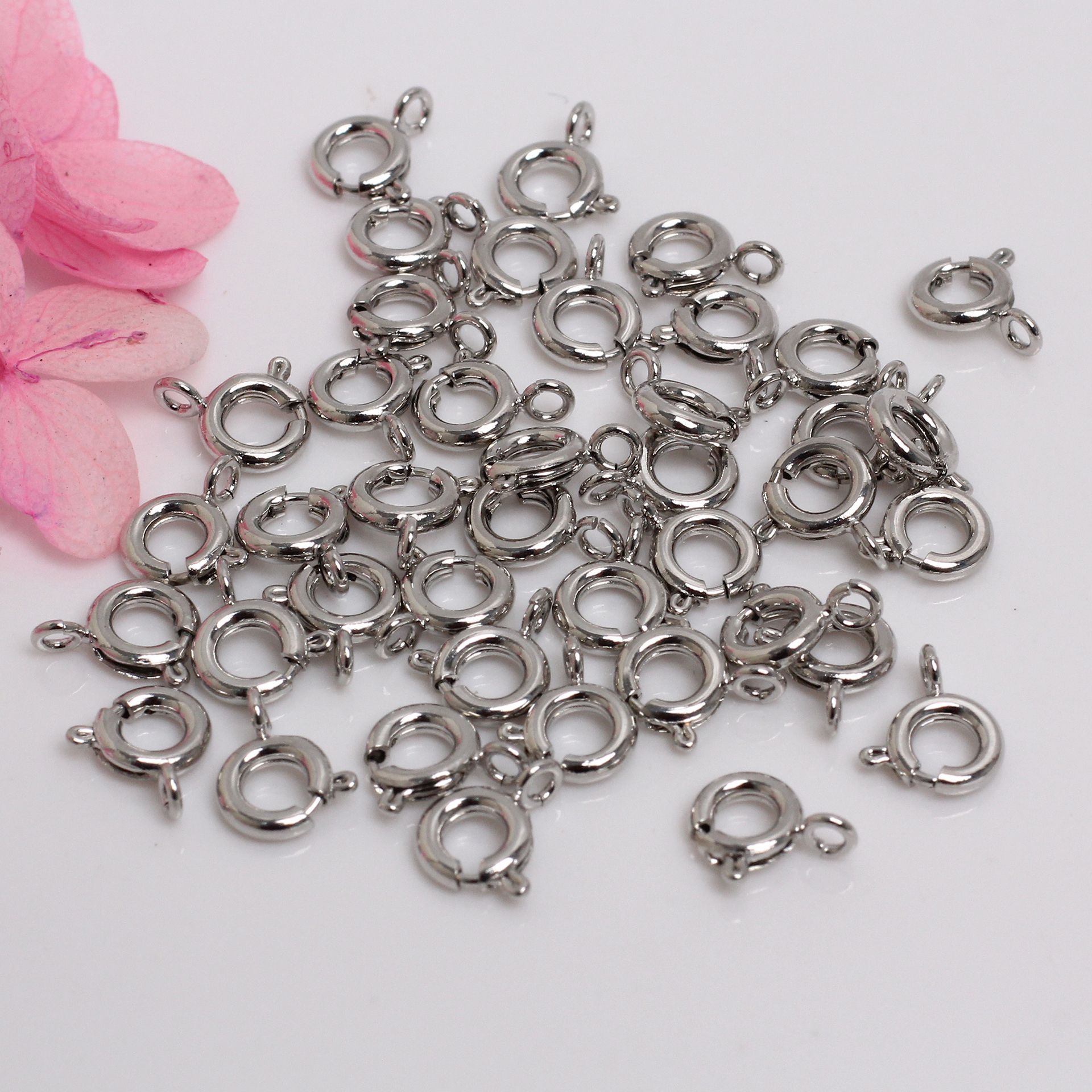 White gold color retention