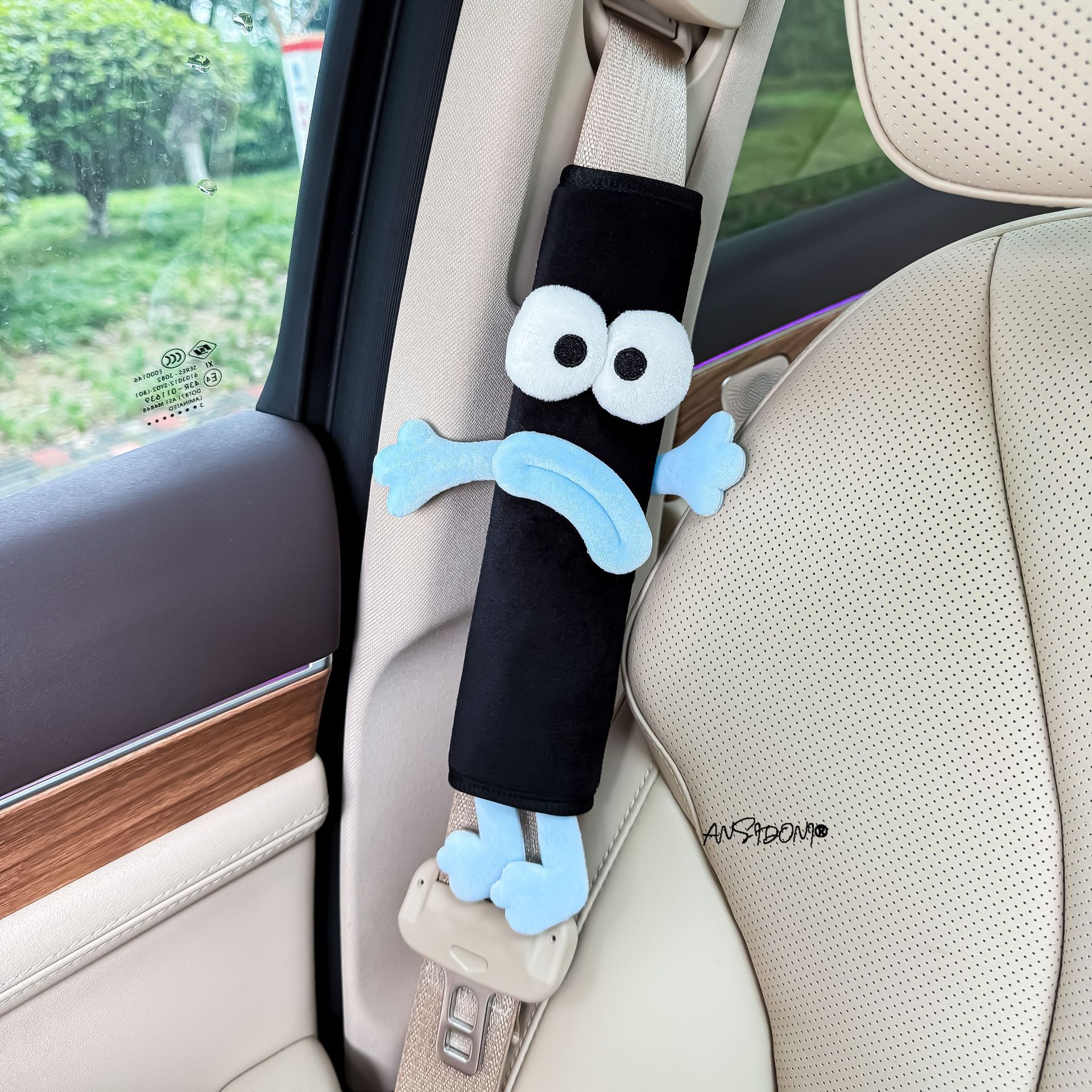 Meo Xiaochairen Car Seat Belt Shoulder Protector Car Seat Belt Decoration Gift for New Car Suitable for All Seasons for Women