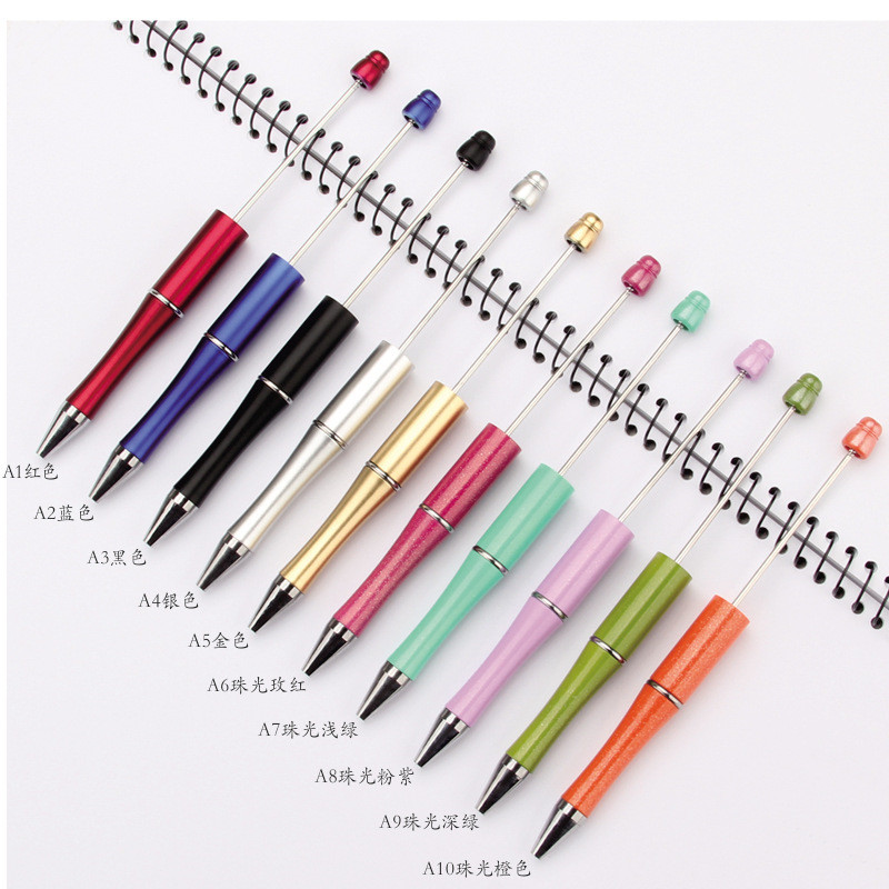 En stock al por mayor creativo de dibujos animados papelería DIY con cuentas bolígrafo logotipo imprimible