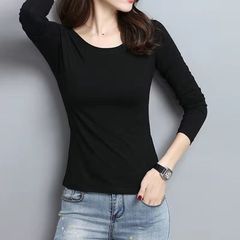 メーカーの卸売りの底のシャツの女性の春秋の服装は長袖のtシャツの中で秋の服の百合の純色の上着の丸首の女性を修理します。