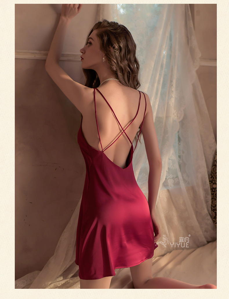 中国直邮 宜约 性感睡衣女吊带深V睡裙 绸缎家居服 白色 L