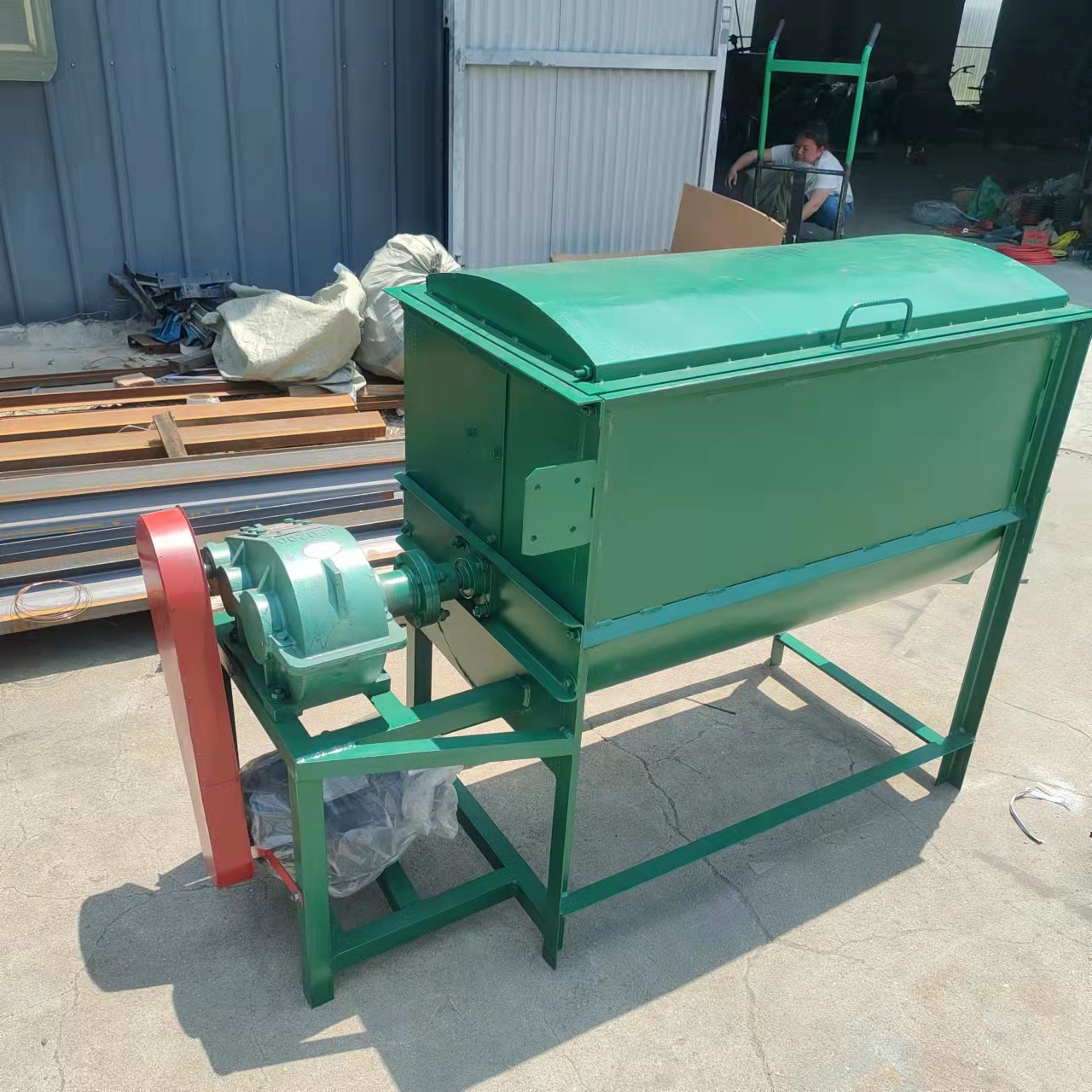 养殖场饲料加工搅拌机混合草料机粮食麦麸颗粒料粉料机械多功能