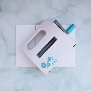 Mini Hand-Cranked Paper Art Machine Embossing Machine Knife Mold Cutting Embossing Machine Kindergarten Greeting Card Knurling Machine Die-Cutting Machine