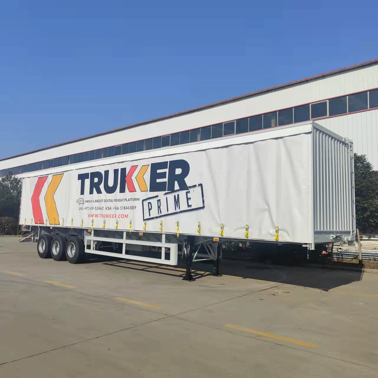 Экспортный грузовик с боковой шторкой, контейнерная логистика, логистический ящик с боковой шторкой, логистический ящик с открывающимися крыльями, подвижная колонна