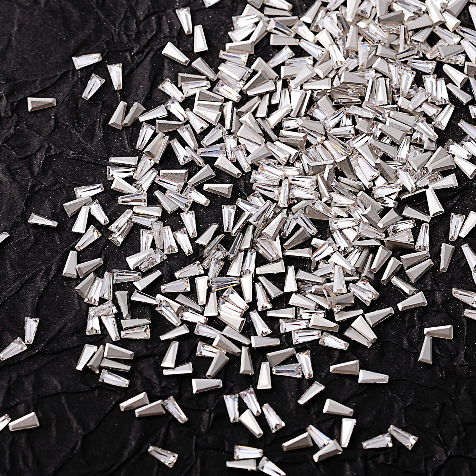 Mini beveled zircon, white, 1*2*4 trapezoid