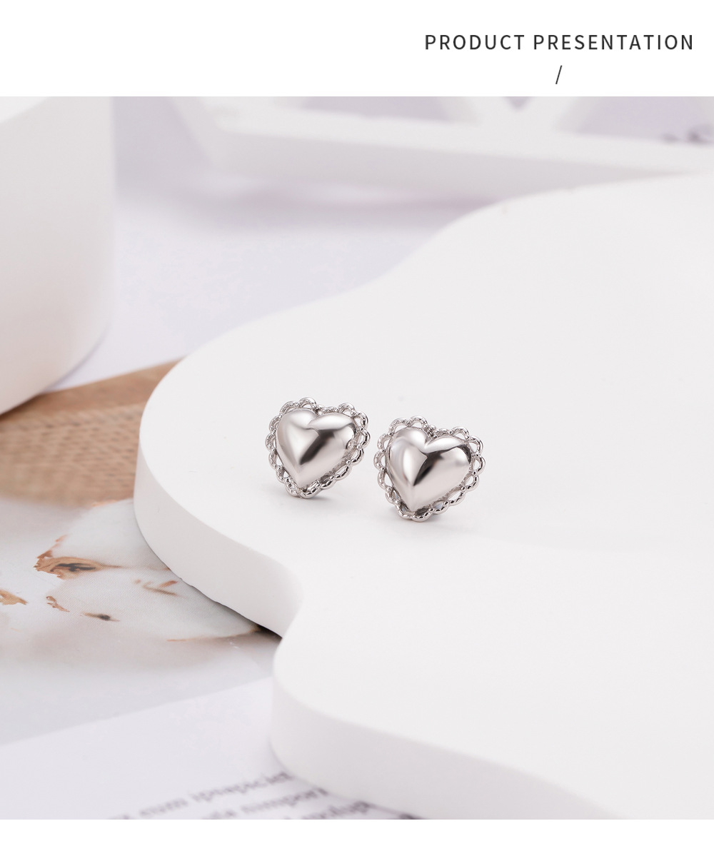 Heart Shape Pattern 1 Pair 925 Sterling Silver Heart Shape Ear Studs