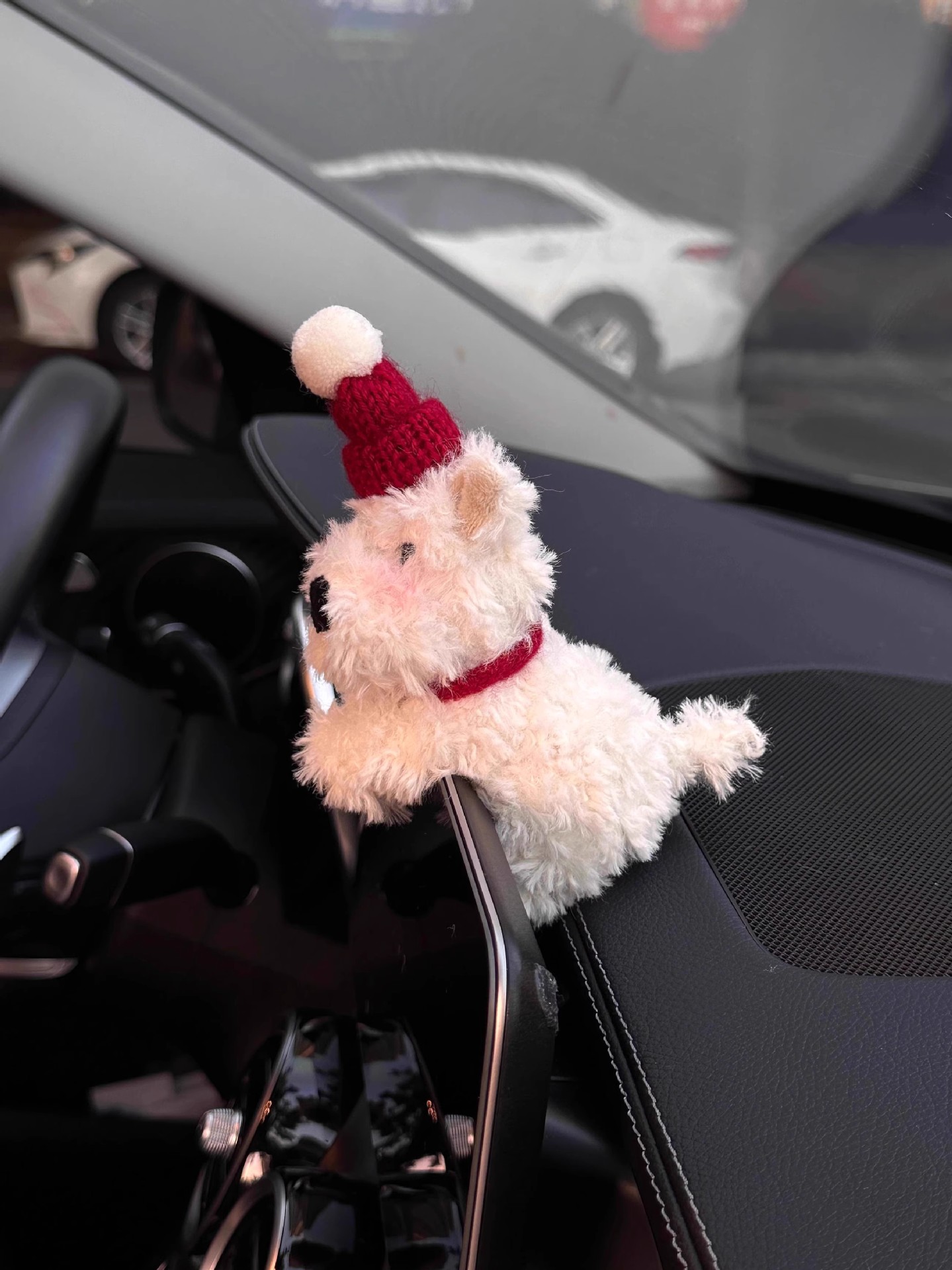 West Highland Car Screen Ornament, Doodle-Style Puppy Car Dashboard Screen Decoration, Car Interior Accessory, Christmas Gift