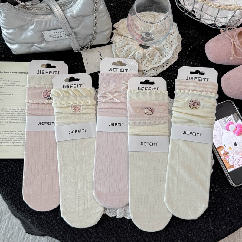Cute Cartoon Kt Cat Mesh Mid-Tube Socks for Women, Spring and Summer Thin Style with Hollow Lace, Hidden Pattern, Bowknot, and Ruched Design Cute Cartoon Kt Cat Mesh Mid-Tube Socks for Women, Spring and Summer Thin Style with Hollow Lace, Hidden Pattern, Bowknot, and Ruched Design