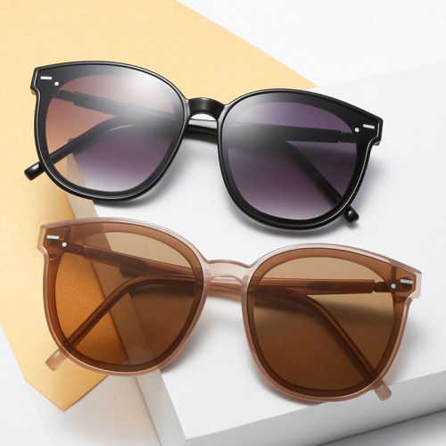 2024 new fashion sunglasses, slimming and anti-UV sunglasses without makeup, sunglasses for driving and traveling